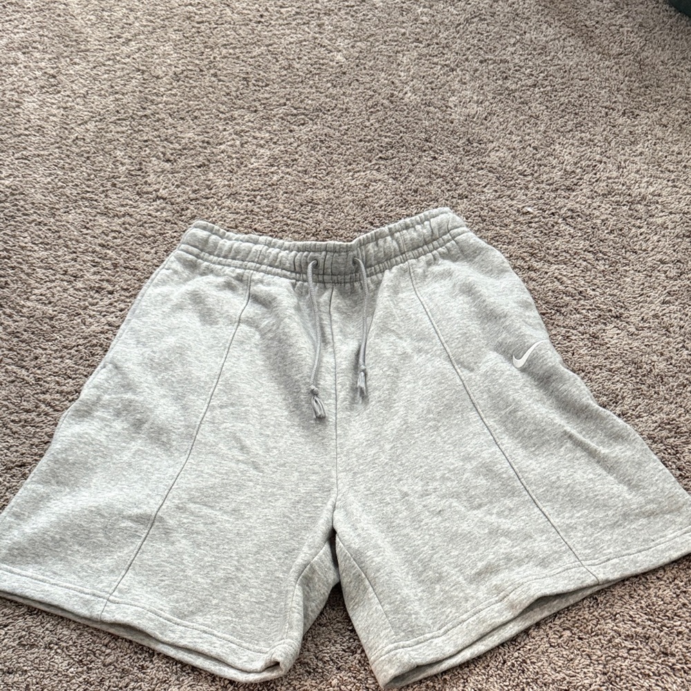 Nike Gray Athletic Men's Shorts